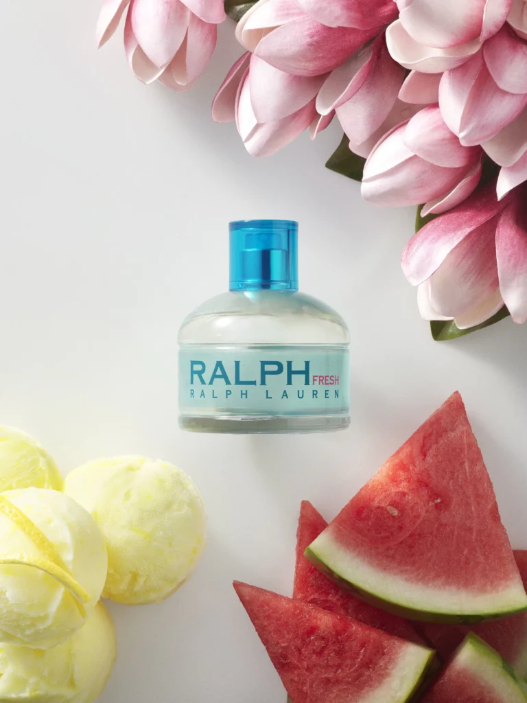 Los perfumes que toda mujer desearía recibir como regalo - Ralph Lauren
